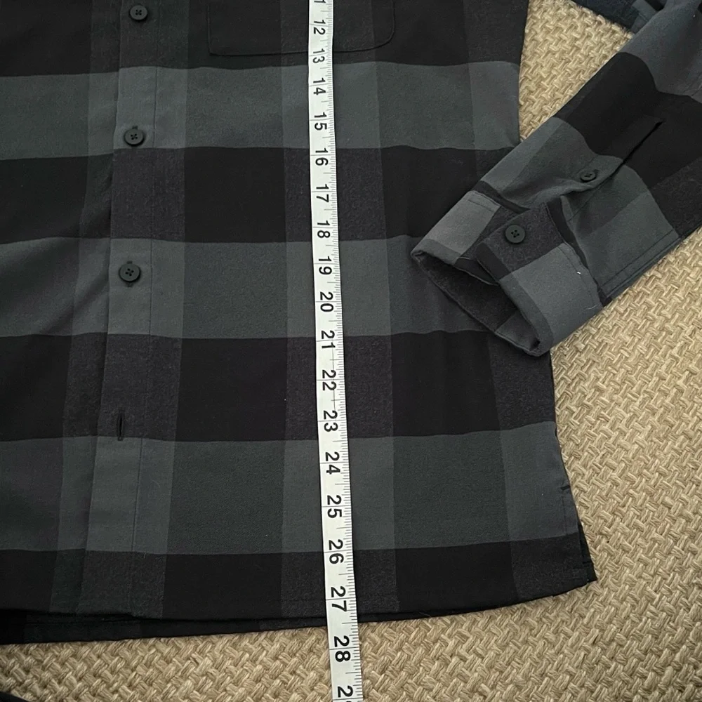 Lululemon Mason’s Peak Long Sleeve Flannel Shirt - Picture 4 of 6